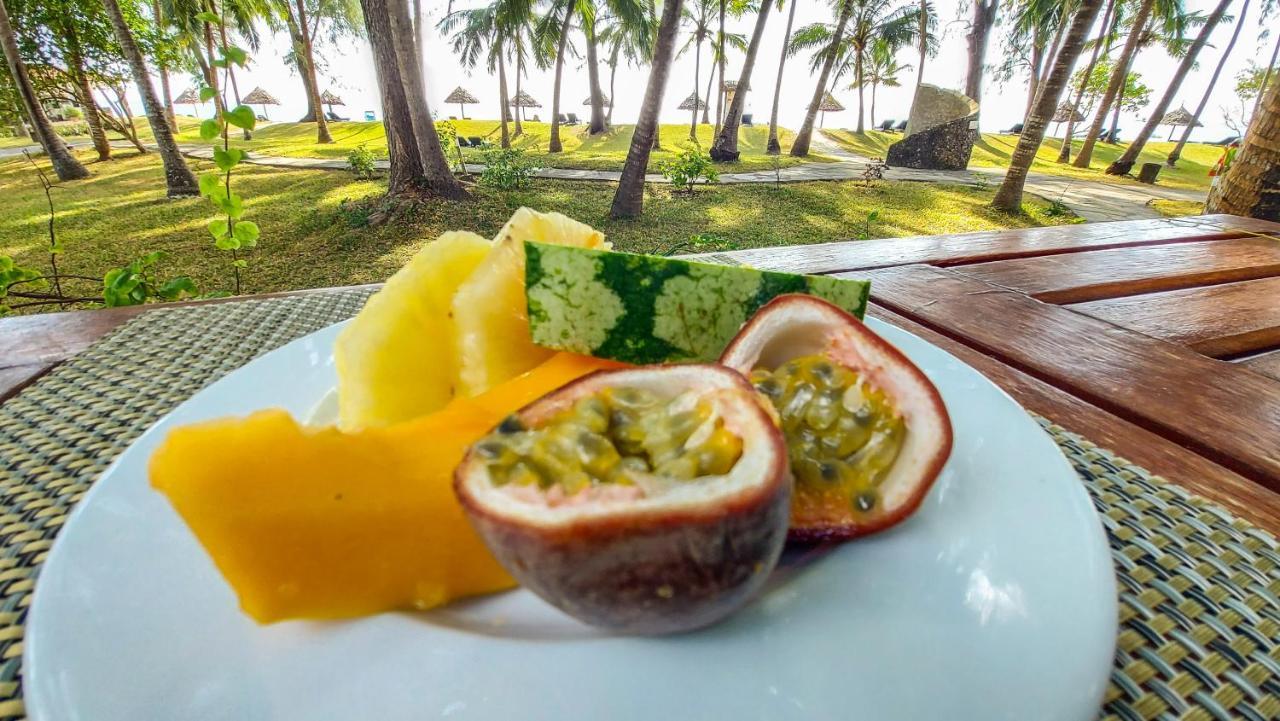 Diani Sea Resort Диани-Бич Экстерьер фото