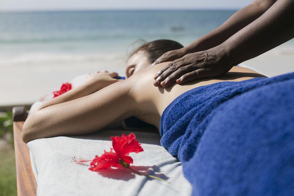 Diani Sea Resort Диани-Бич Экстерьер фото