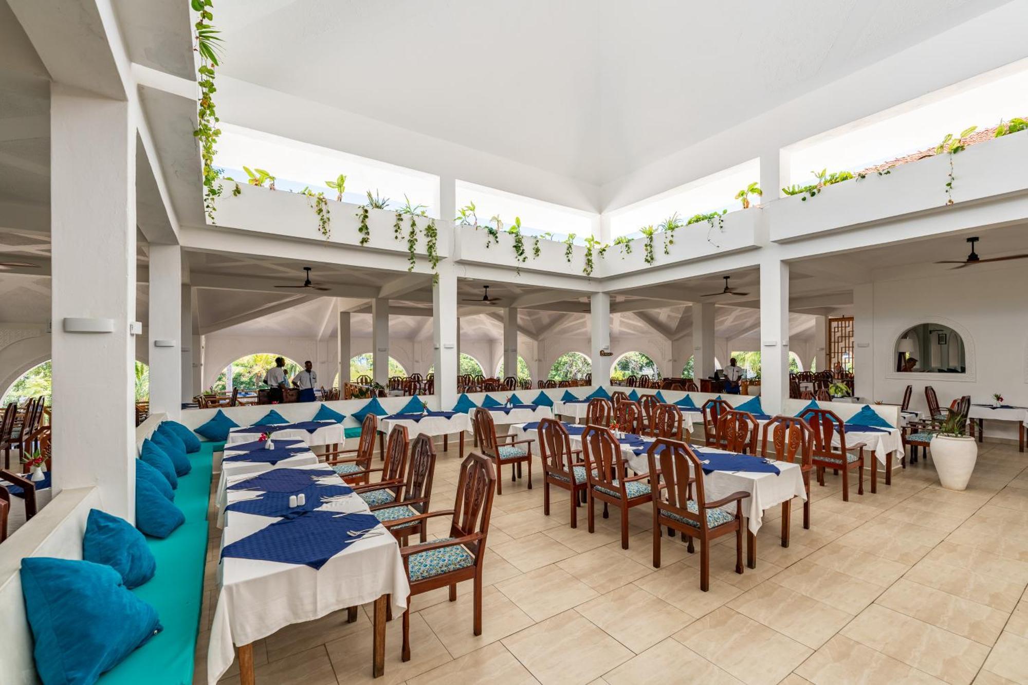 Diani Sea Resort Диани-Бич Экстерьер фото