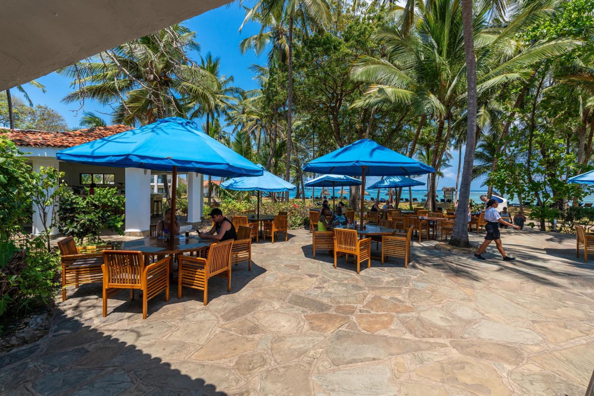 Diani Sea Resort Диани-Бич Экстерьер фото