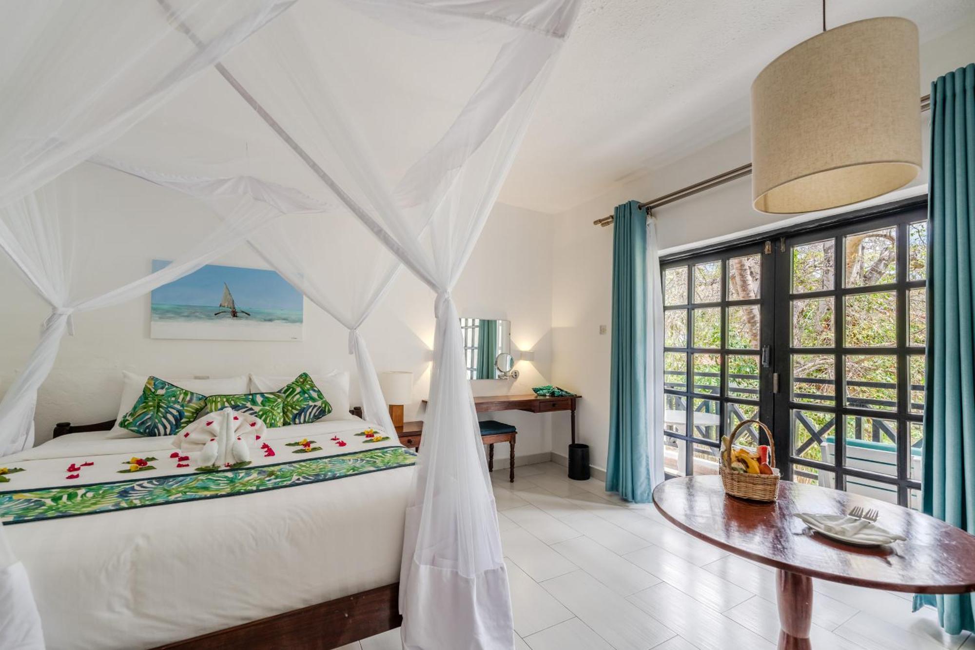 Diani Sea Resort Диани-Бич Экстерьер фото