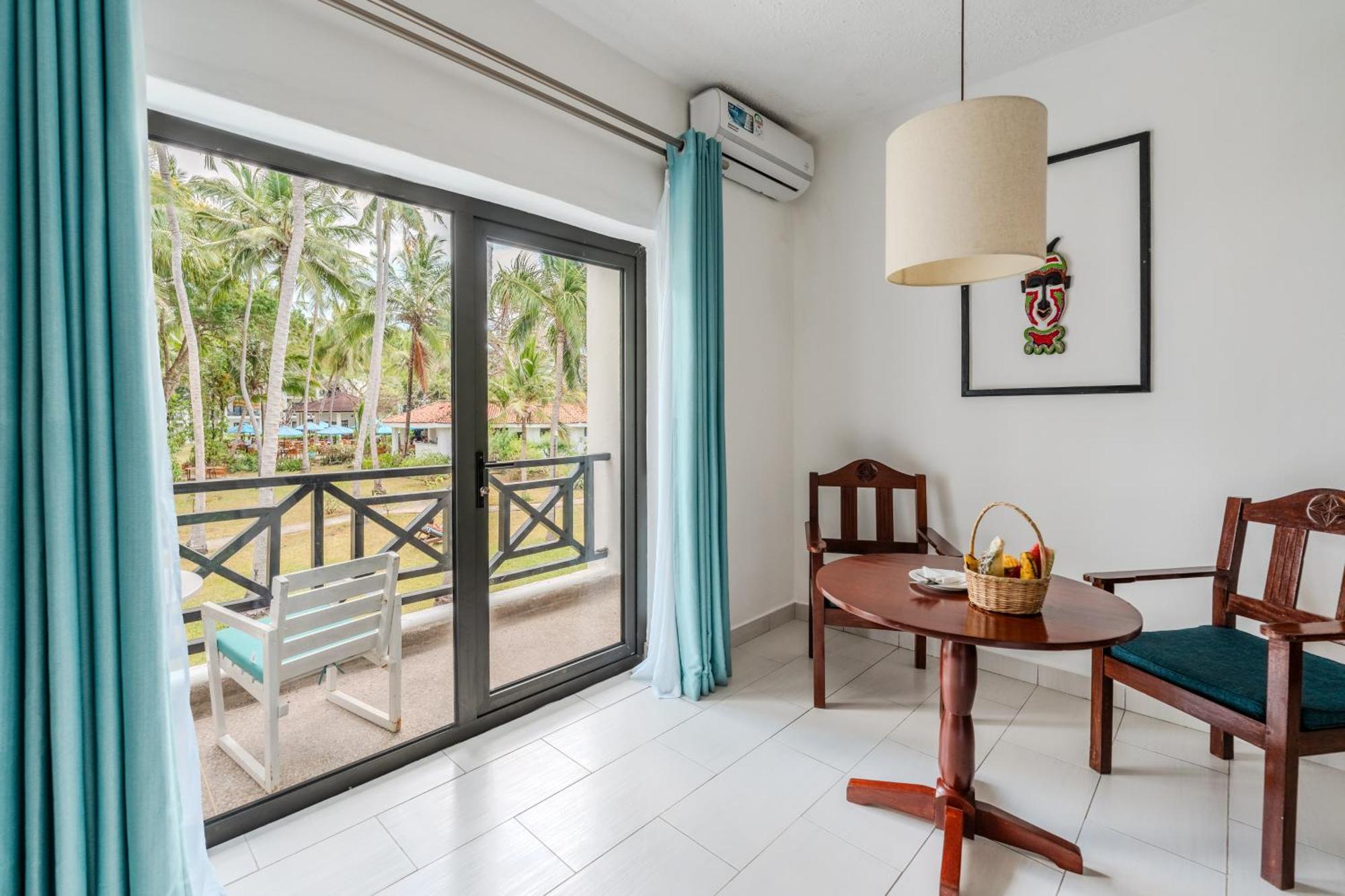 Diani Sea Resort Диани-Бич Экстерьер фото