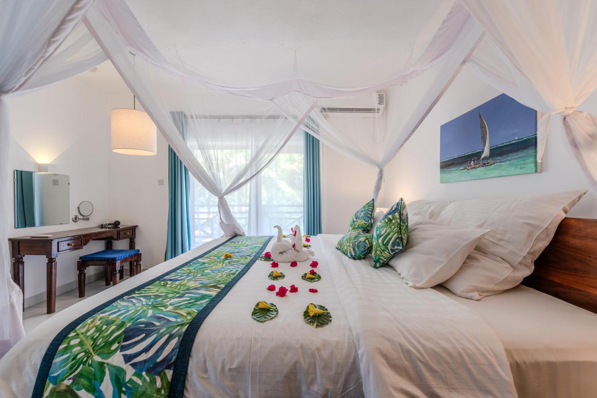 Diani Sea Resort Диани-Бич Экстерьер фото