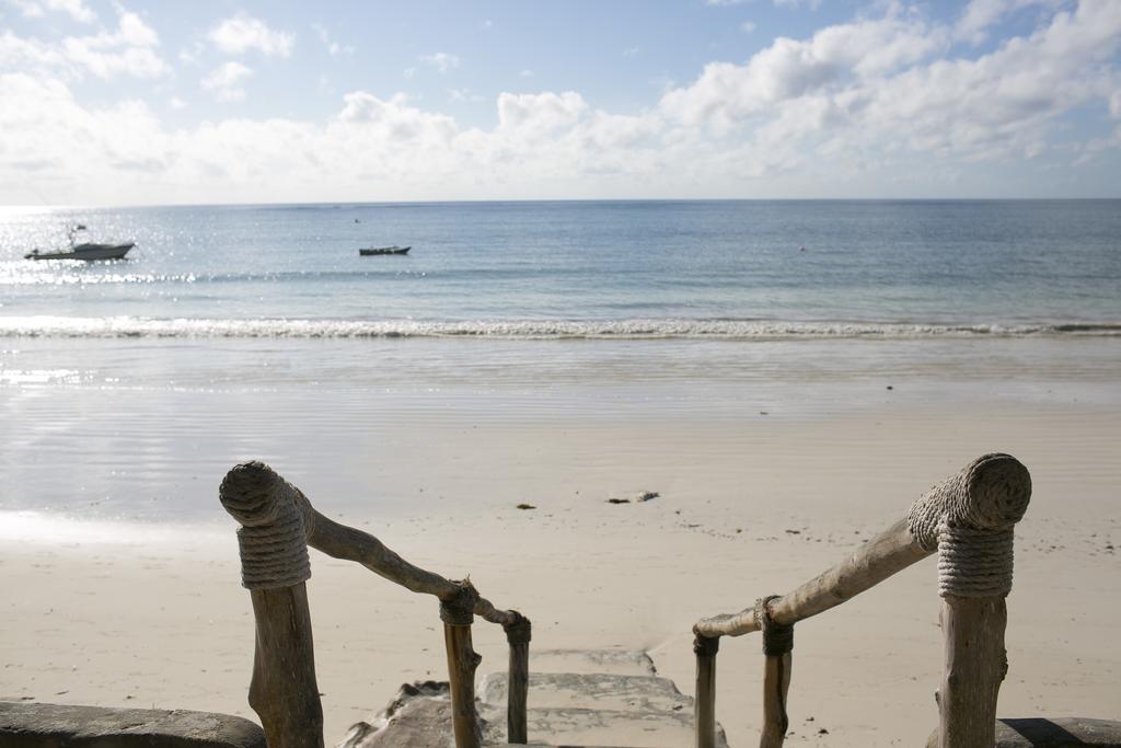 Diani Sea Resort Диани-Бич Экстерьер фото